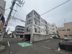 KMビルの外観画像