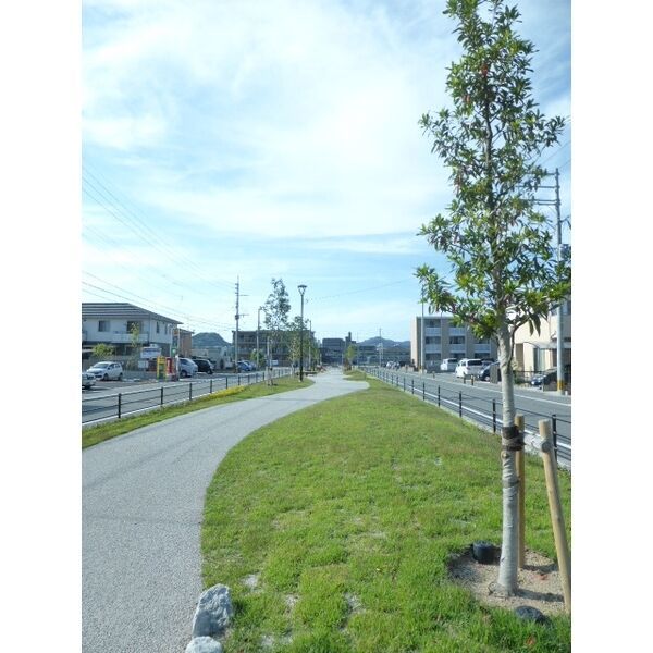 近くに施設あり