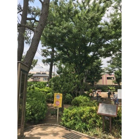 近くに施設あり