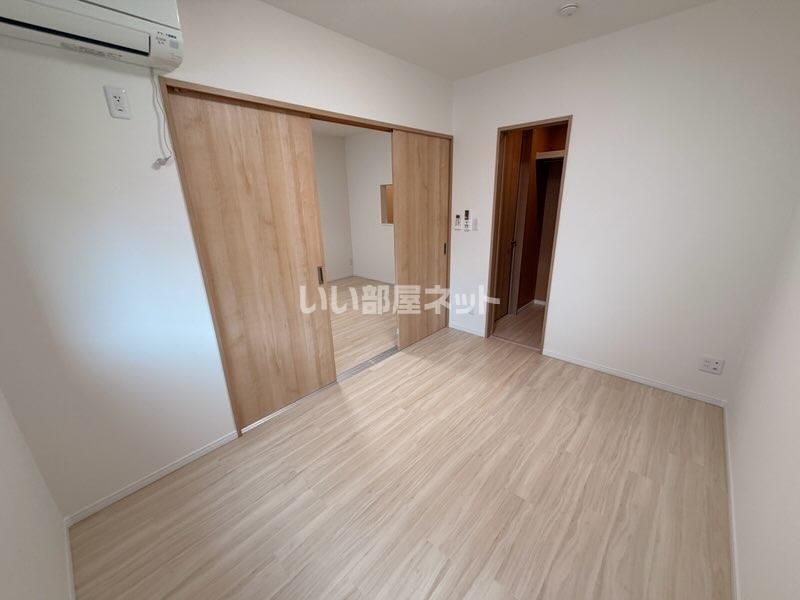 ベッドルーム