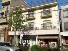 牧マンションの外観画像
