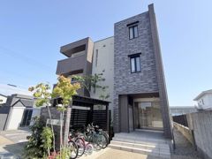 レフィシア堀川小泉の外観画像