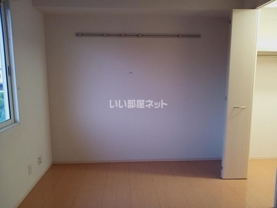 ベッドルーム