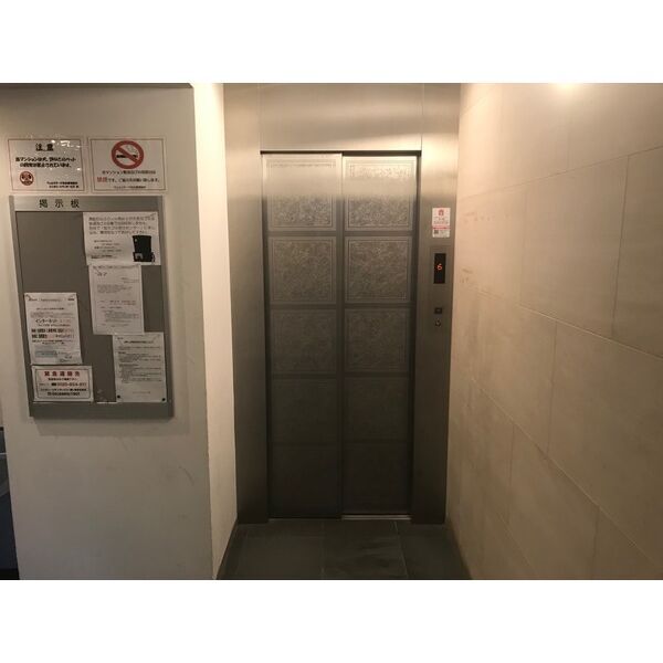 ロビー
