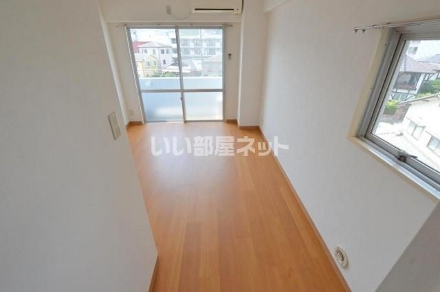 洋室
