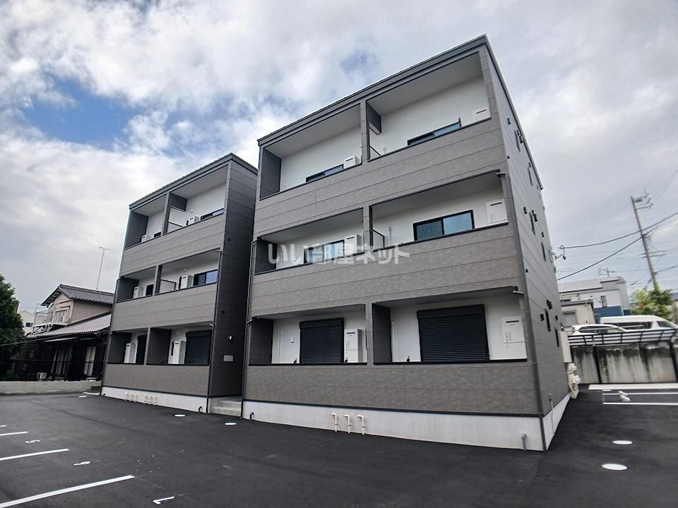 植大駅より徒歩23分 新築 3階建の賃貸物件