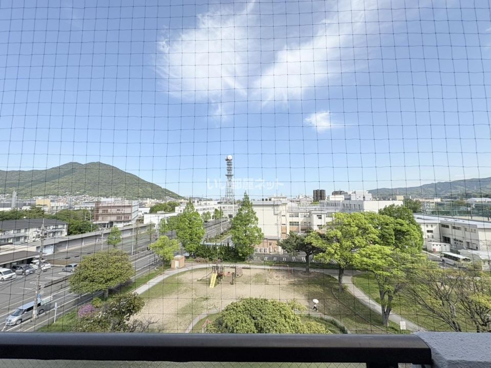 近くに施設あり