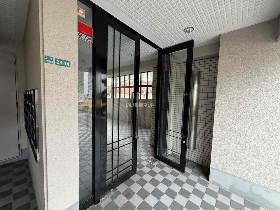 エントランス