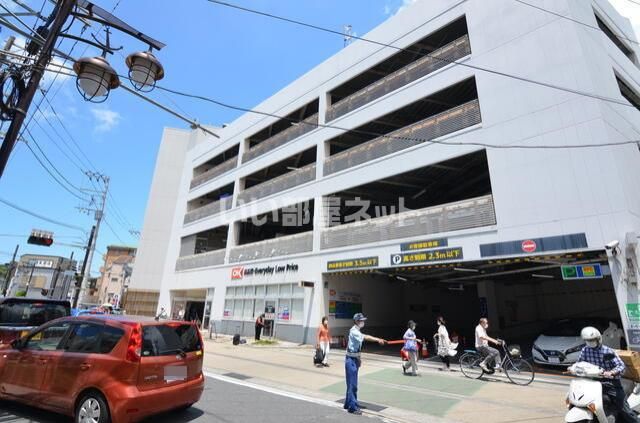 近くに施設あり