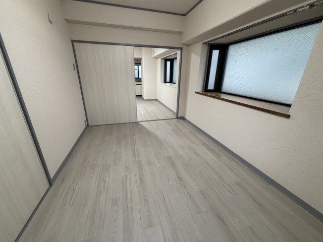 ベッドルーム