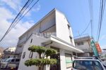 シャルム三松の外観