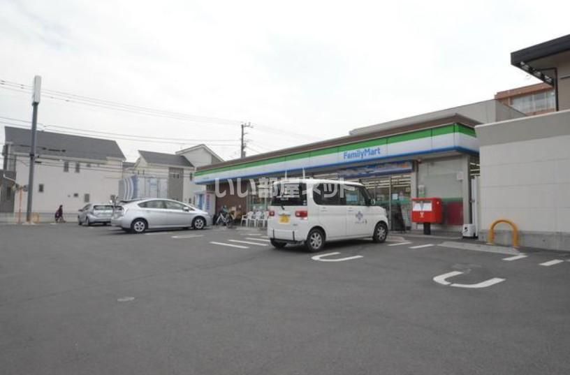 近くに施設あり