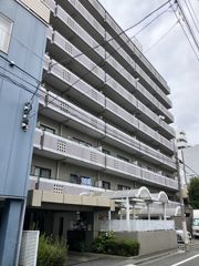 入谷サンハイツの外観画像