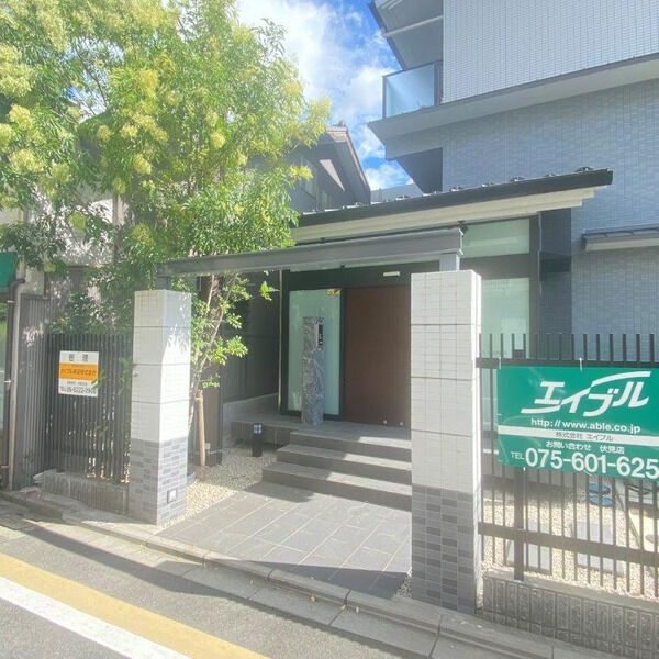 エントランス
