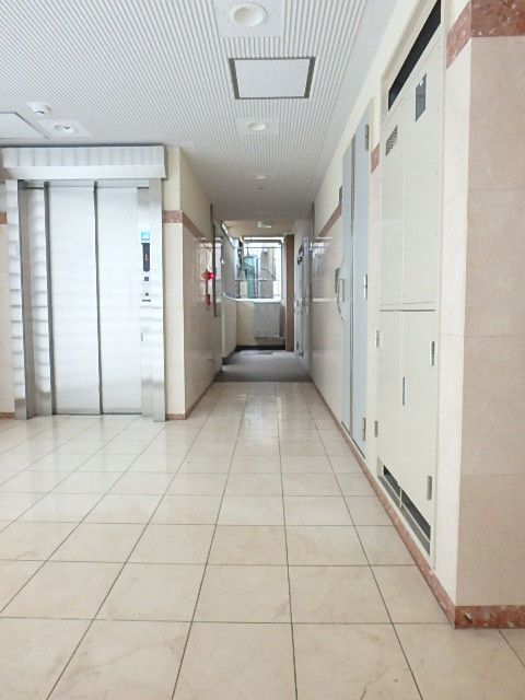 ロビー