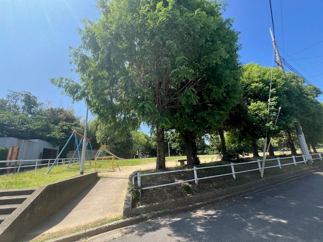 近くに施設あり