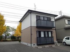 第二ユーカリアパートの外観画像