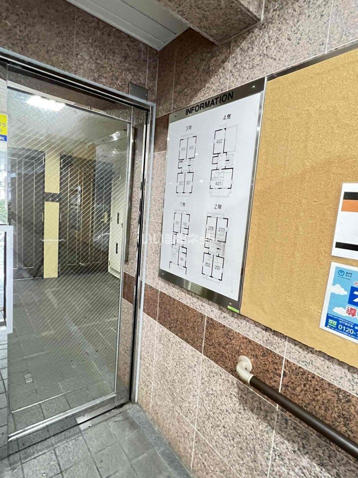 エントランス
