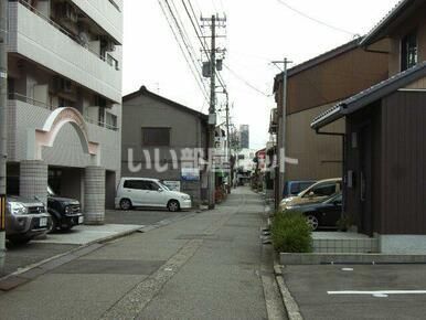 近くに施設あり