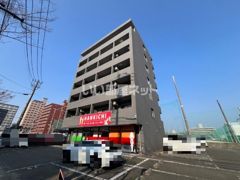 クレッセント駅前の外観画像