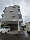 マンション城山の外観