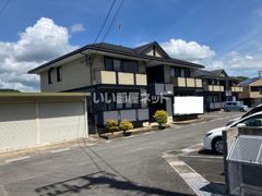 ロイヤルガーデン白岩 B・C棟 B棟の外観画像