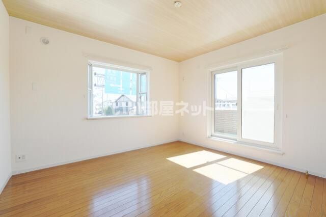 ベッドルーム