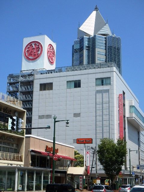 近くに施設あり