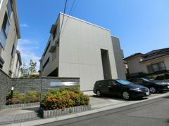 porte blancheの外観画像