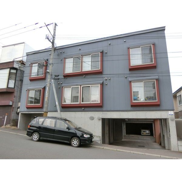 CENTRAL COURTの外観画像