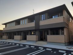 エテルノ・ソーレⅢ番館の外観画像