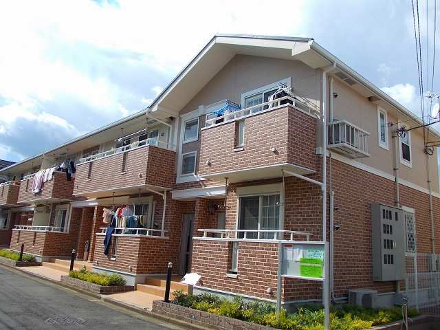 ジュネス・クラールの外観画像