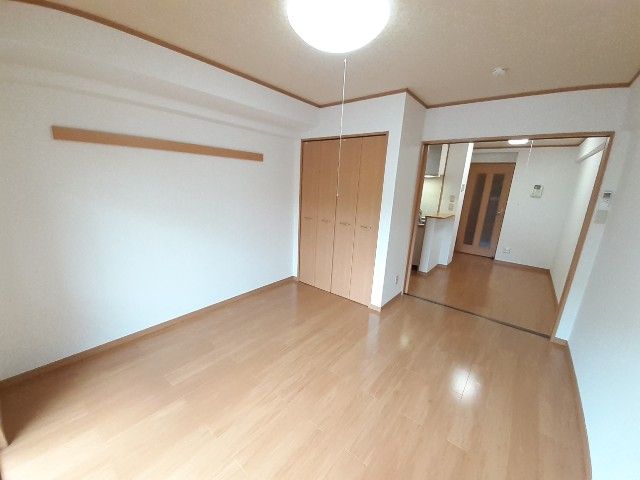 ベッドルーム