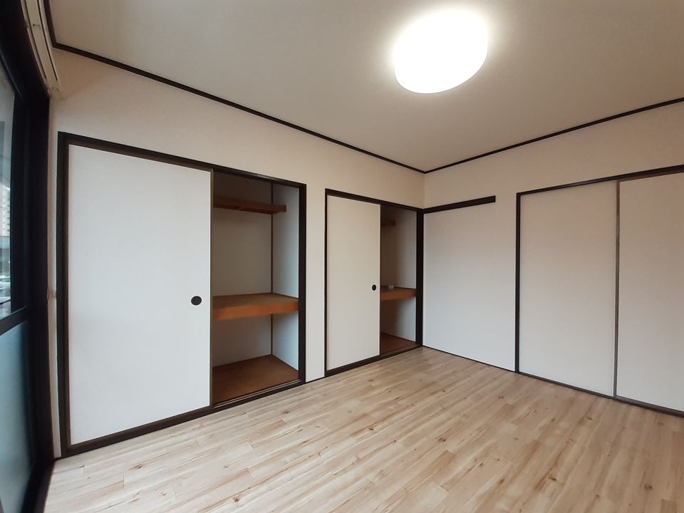 ベッドルーム