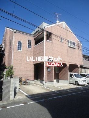イッセイ姪浜駅前の外観画像