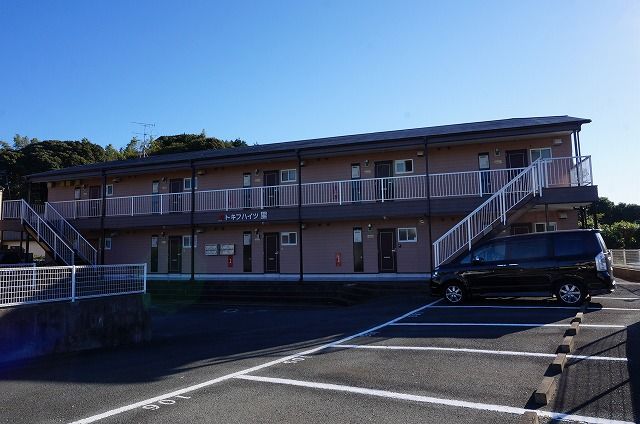 トキフハイツ里の外観画像