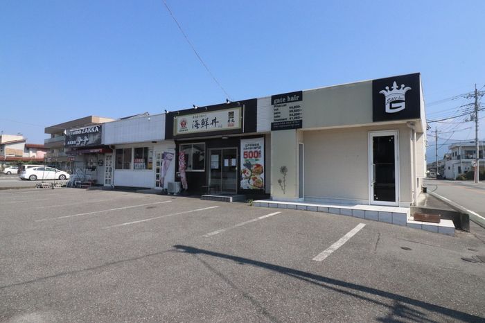 近くに施設あり