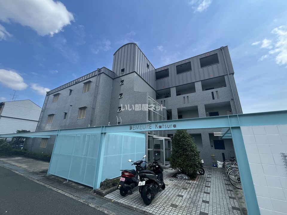 ドムール桂の外観画像