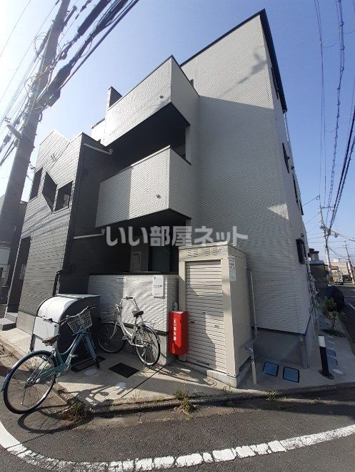 サンロイヤル深草の外観画像