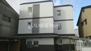 ポルトボヌールの外観画像
