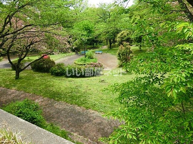 近くのくずは台南公園まで651m(徒歩9分)