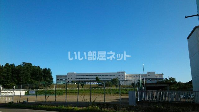 近くの宮城県亘理高等学校まで727m（徒歩10分）