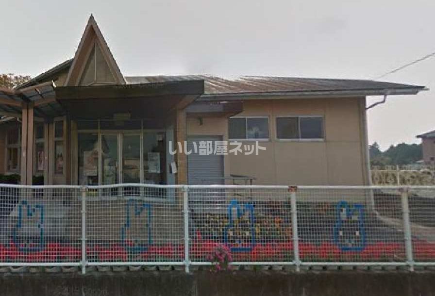 近くの小美玉市立 竹原幼稚園まで411m(徒歩6分)
