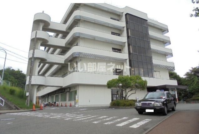 近くの大磯病院まで551m（徒歩7分）