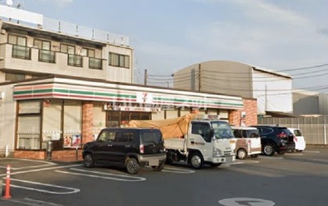 近くのセブンイレブン 秦野工業団地前店まで284m(徒歩4分)