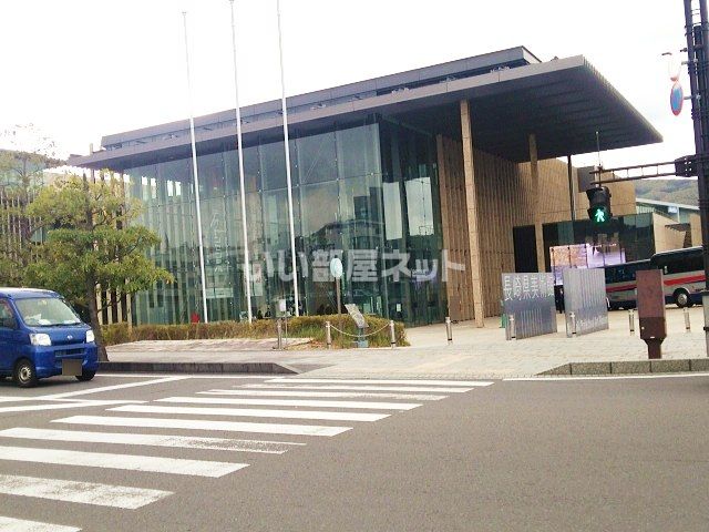 近くの長崎県美術館まで832m(徒歩11分)