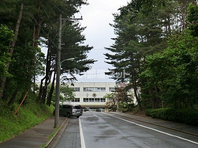近くに佐倉市立佐倉東小学校あり
