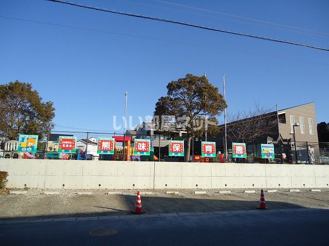 近くの幼稚園・保育園まで2,420m（徒歩31分）