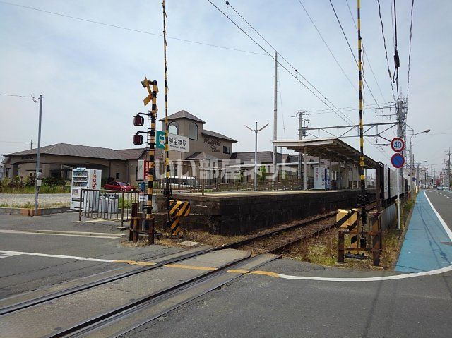 近くの施設まで994m（徒歩13分）