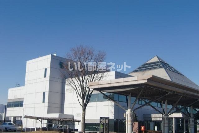 近くの施設まで3,322m（徒歩42分）